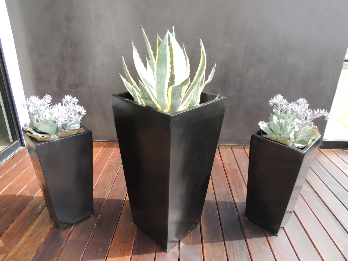 Black Windsor Tall Square Fiberglas Outdoor Deck